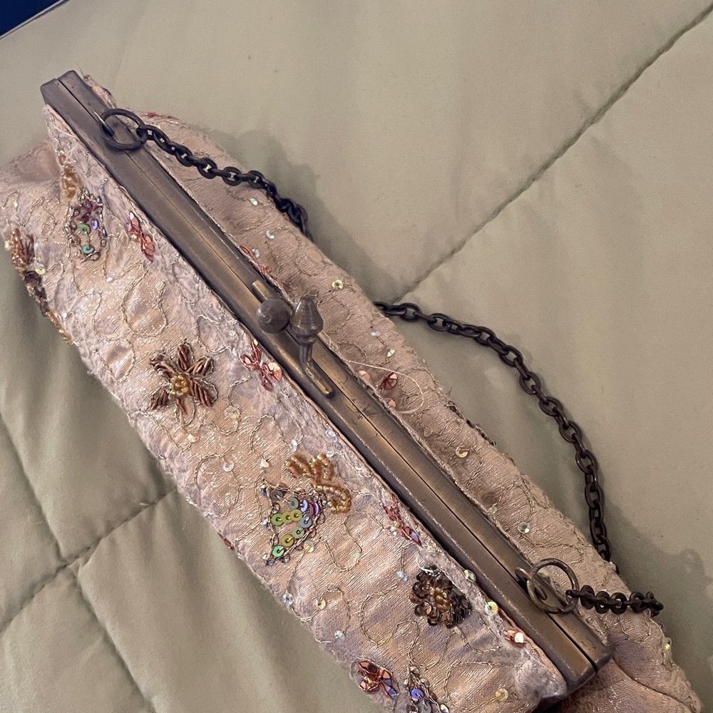 White House Black Market Beige Embellished Clutch vintage - Picture 8 of 8